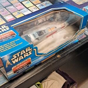 Star Wars Luke Skywalker X-Wing Fighter - White and Red